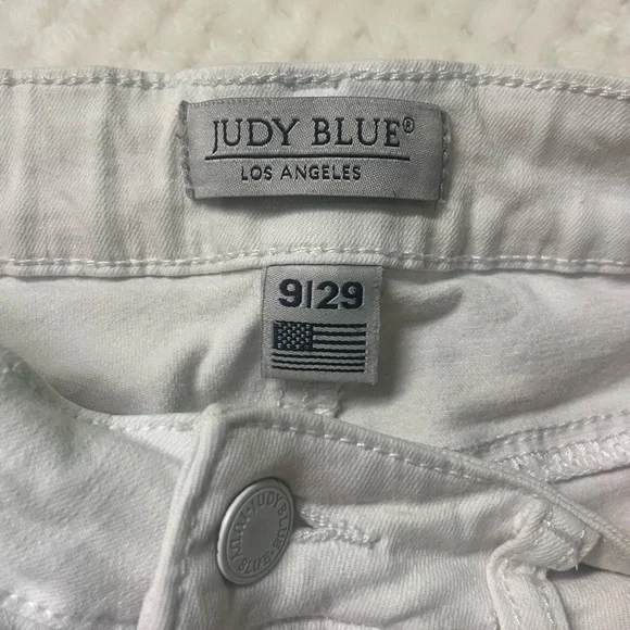 Judy Blue Light White Denim Jeans Size 29 Good Condition Skinny Fit - Picture 2 of 7